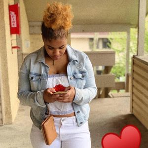 Meet your Posher, Taylor